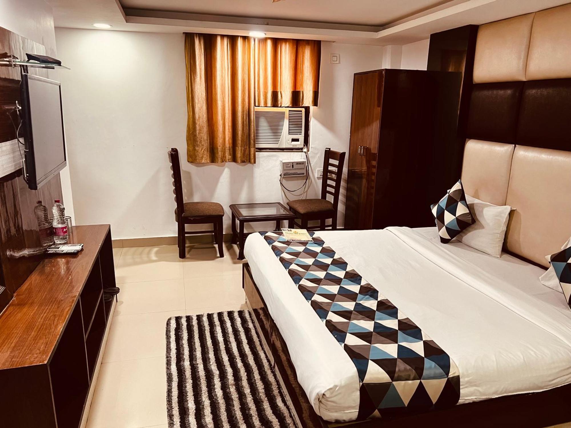 Hotel Vista Premium Tark A Family Hotel Near Igi Airport Delhi ニューデリー エクステリア 写真