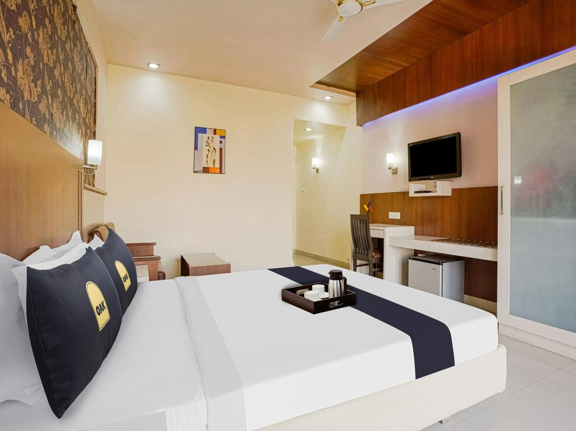 Hotel Vista Premium Tark A Family Hotel Near Igi Airport Delhi ニューデリー エクステリア 写真
