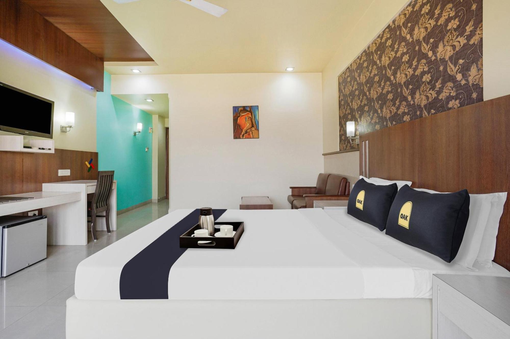 Hotel Vista Premium Tark A Family Hotel Near Igi Airport Delhi ニューデリー エクステリア 写真